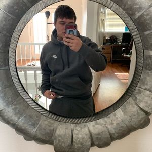 Meet your Posher, Quintin